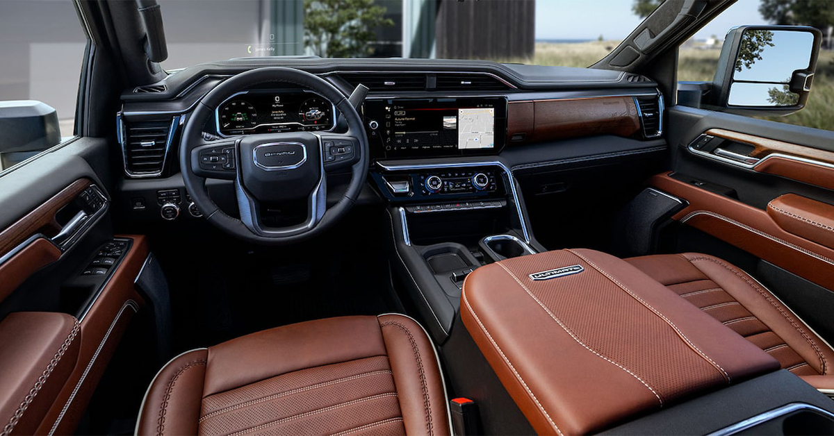 2025 GMC Sierra 1500 front seating and leather dashboard