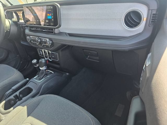 2025 Jeep Wrangler 4xe Sahara 4XE - Photo 19