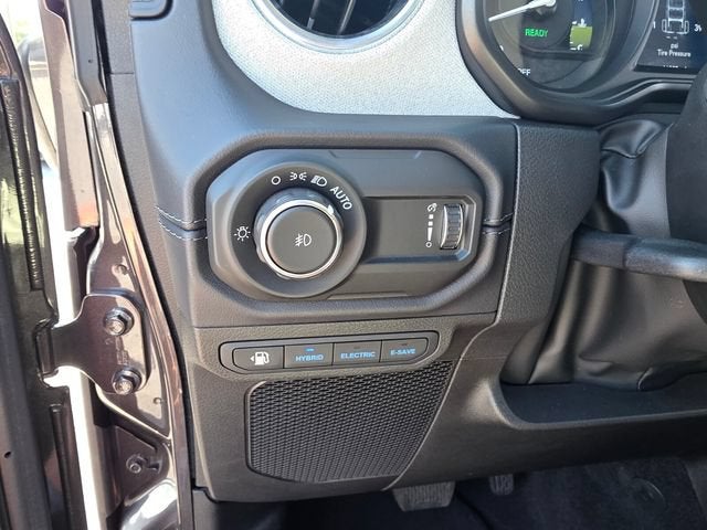 2025 Jeep Wrangler 4xe Sahara 4XE - Photo 30