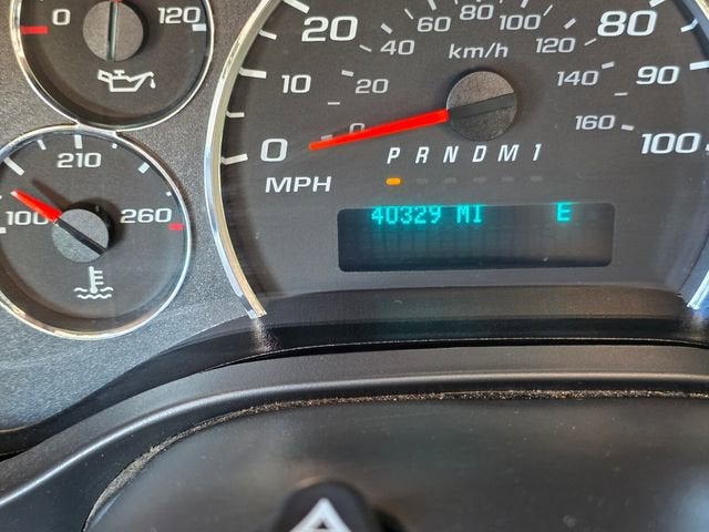 2024 Chevrolet Express Passenger 3500 1LT