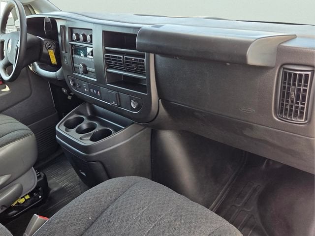 2025 Chevrolet Express Cargo Work Van - Photo 16