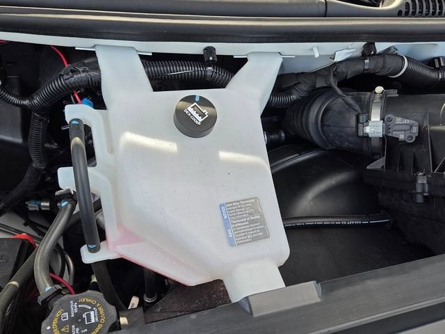 2025 Chevrolet Express Cargo Work Van - Photo 17