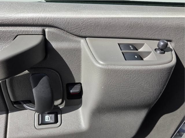 2025 Chevrolet Express Cargo Work Van - Photo 19
