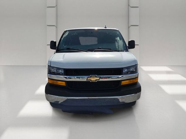 2025 Chevrolet Express Cargo Work Van - Photo 8