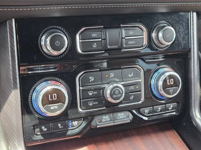 2023 GMC Yukon XL Denali Ultimate