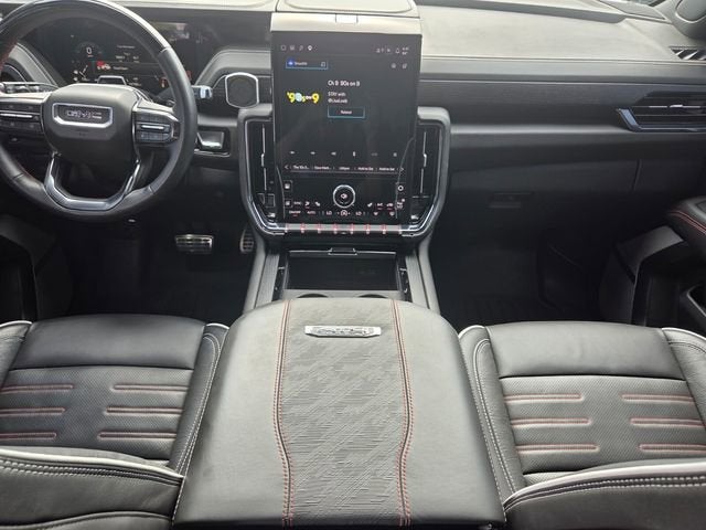 2025 GMC Yukon AT4 Ultimate - Photo 16