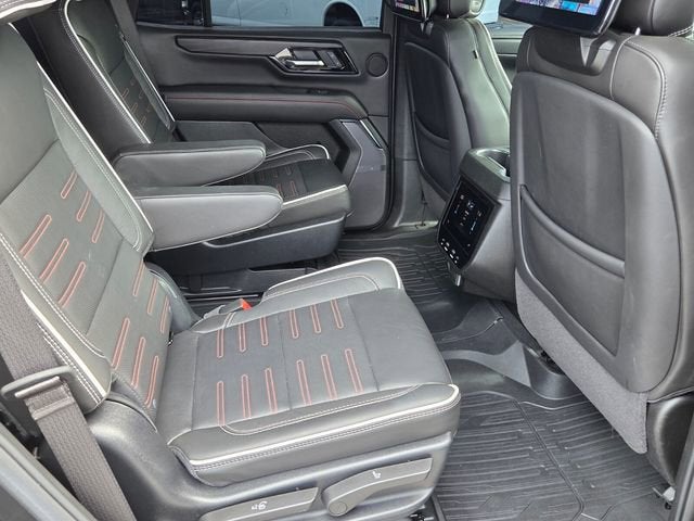 2025 GMC Yukon AT4 Ultimate - Photo 18