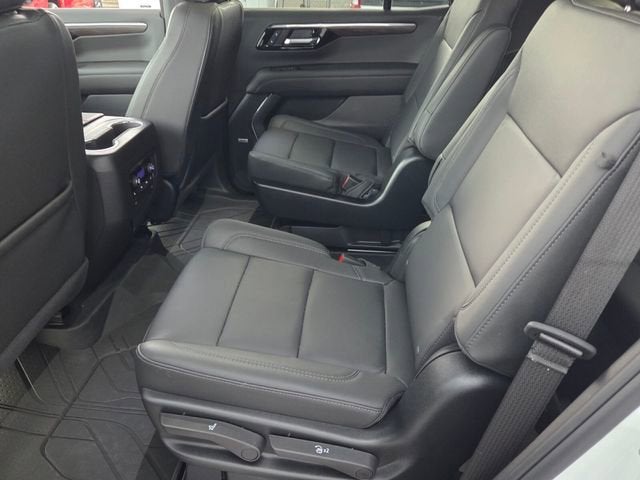 2026 Chevrolet Tahoe Z71 - Photo 13
