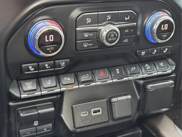 2022 GMC Sierra 3500 HD Denali