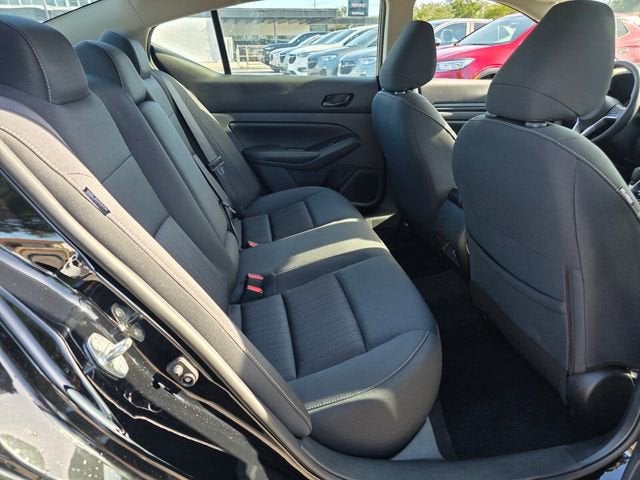 2025 Nissan Altima SV - Photo 14