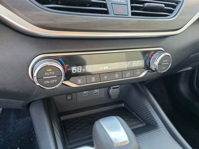 2025 Nissan Altima SV - Photo 21
