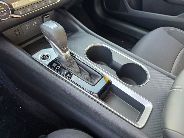 2025 Nissan Altima SV - Photo 22