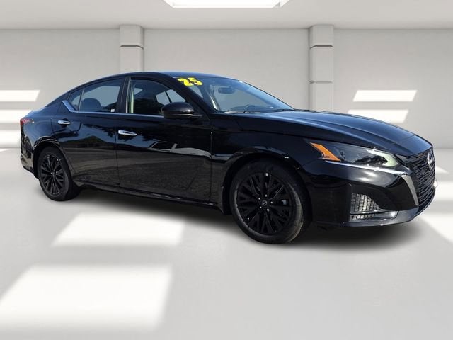 2025 Nissan Altima SV - Photo 7