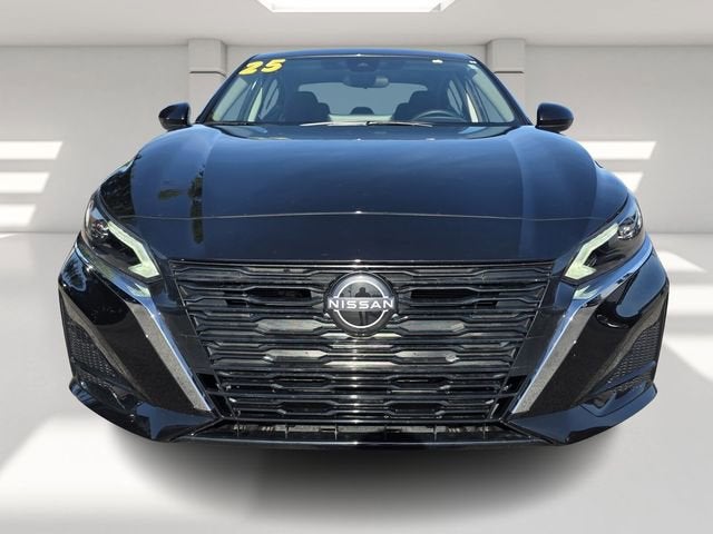 2025 Nissan Altima SV - Photo 8