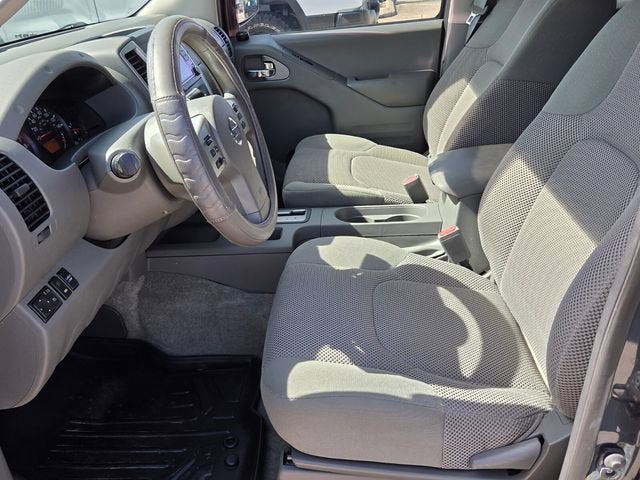 2015 Nissan Frontier SV