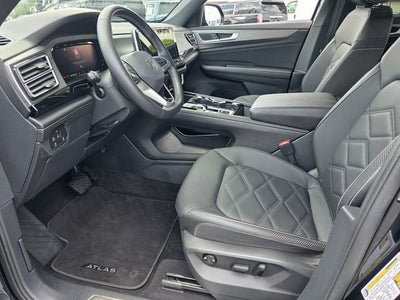 2024 Volkswagen Atlas Cross Sport 2.0T SE w/Technology