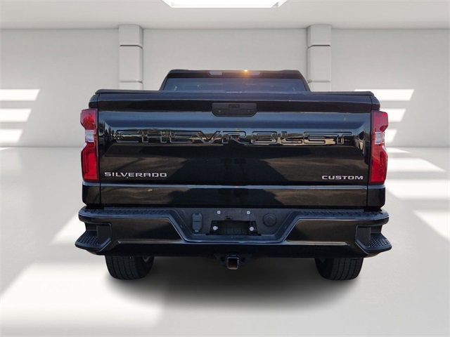 2022 Chevrolet Silverado 1500 LTD Custom