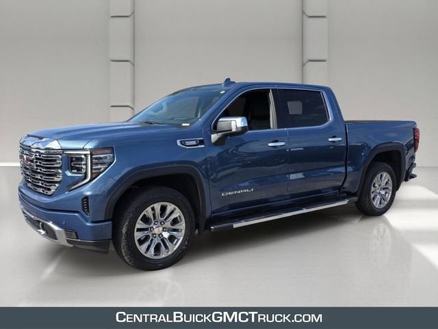 2024 GMC Sierra 4WD Crew Cab Short Box Denali's photo