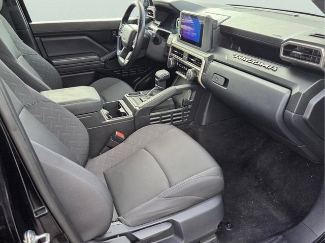 2025 Toyota Tacoma SR - Photo 18