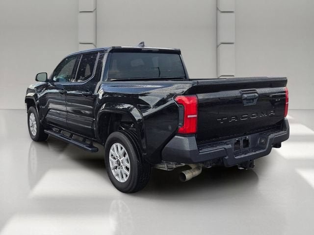 2025 Toyota Tacoma SR - Photo 3