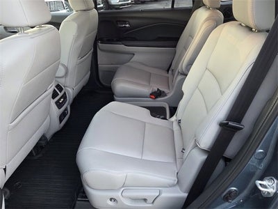 2022 Honda Pilot Touring 7-Passenger