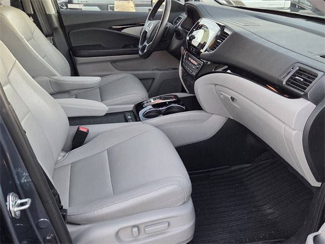 2022 Honda Pilot Touring 7-Passenger