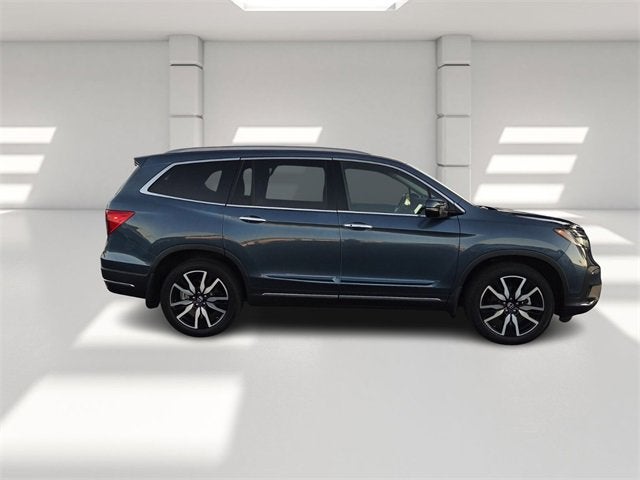 2022 Honda Pilot Touring 7-Passenger