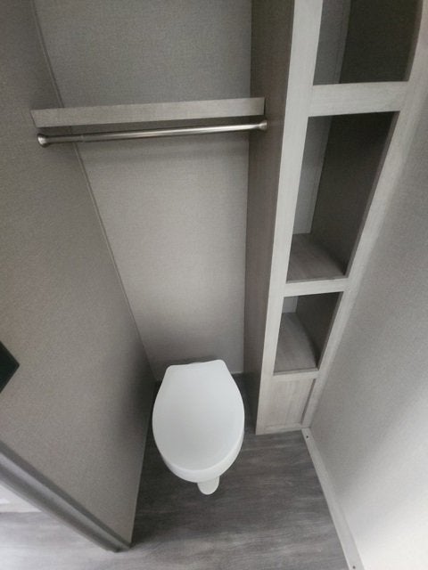 2023 FOREST RIVER AURORA 16RB Base