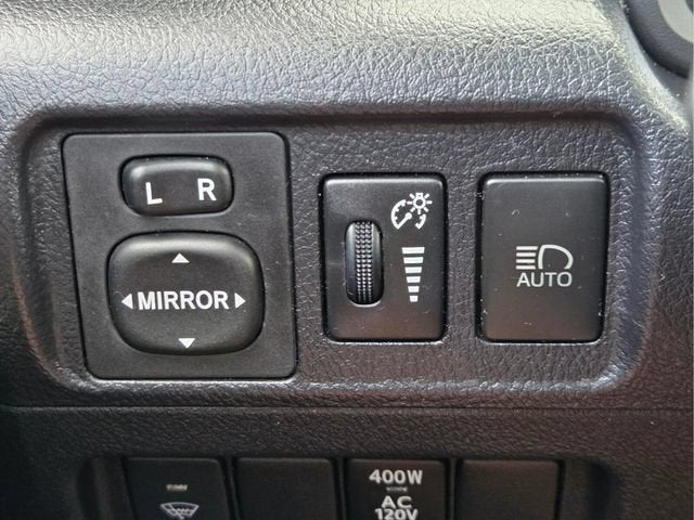2021 Toyota 4Runner Night Shade - Photo 31