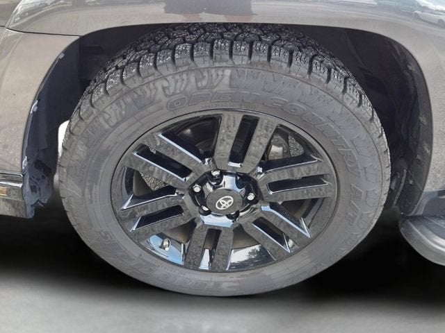 2021 Toyota 4Runner Night Shade - Photo 9