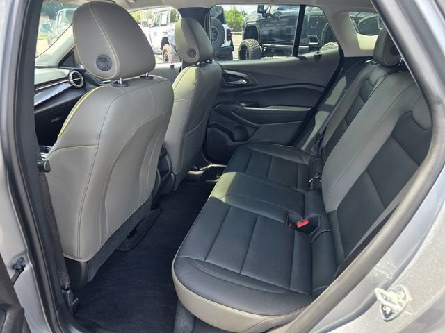 2025 Chevrolet Trax Activ - Photo 12