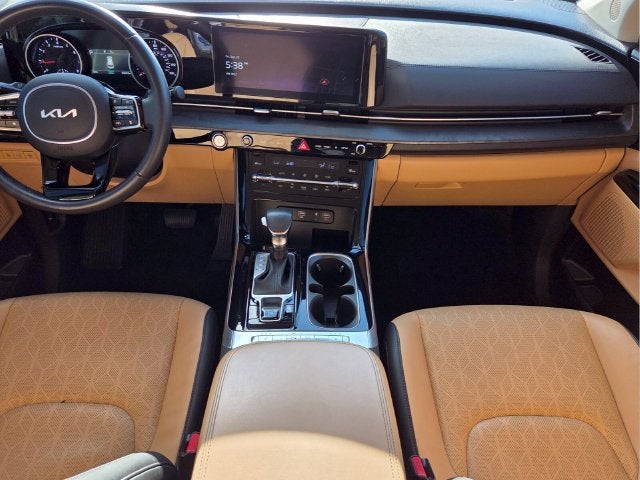 2024 Kia Carnival EX - Photo 16