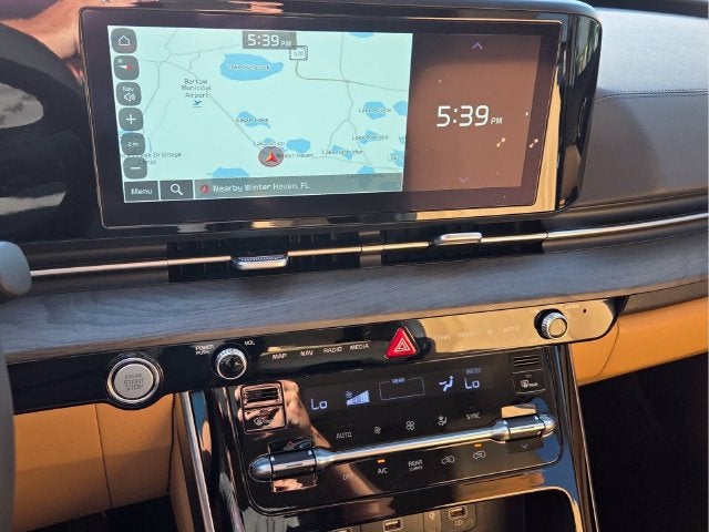 2024 Kia Carnival EX - Photo 29