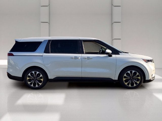 2024 Kia Carnival EX - Photo 6