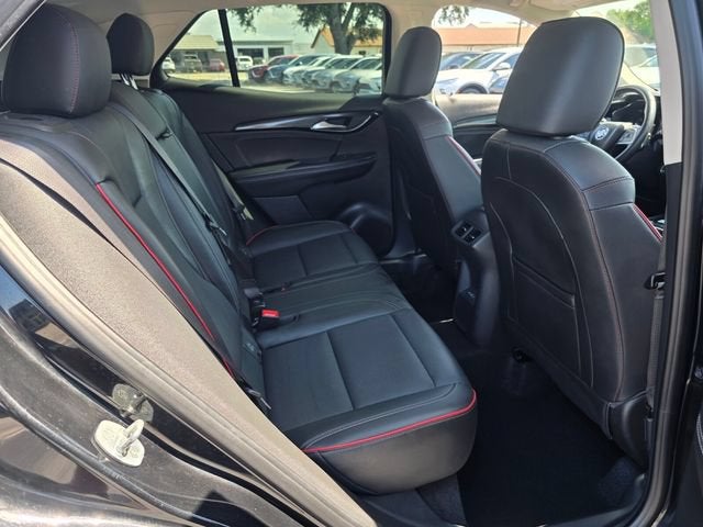 2023 Buick Envision Essence - Photo 17
