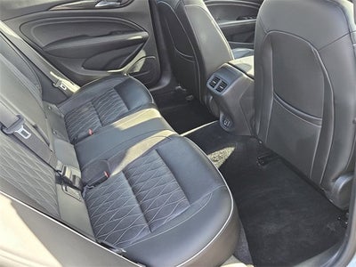 2019 Buick Regal Sportback Avenir