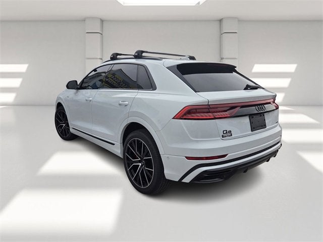 2023 Audi Q8 Premium Plus