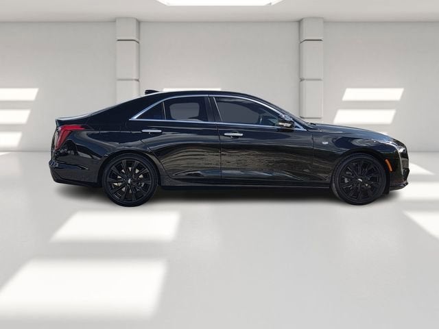 2023 Cadillac CT4 Premium Luxury