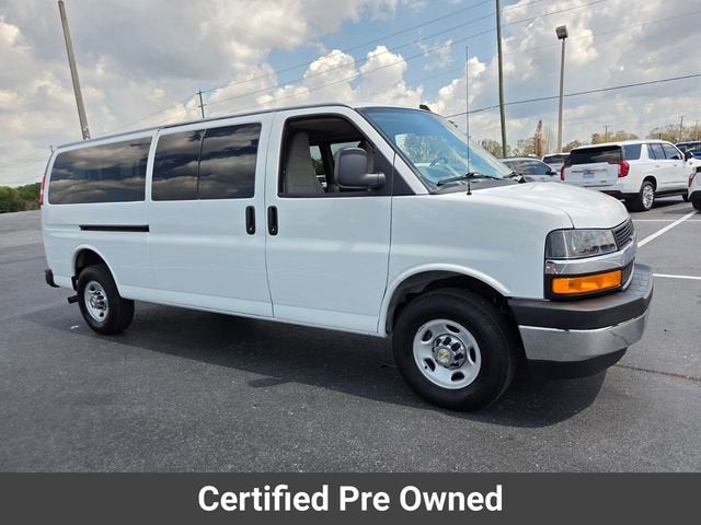 2024 Chevrolet Express Passenger 3500 1LT