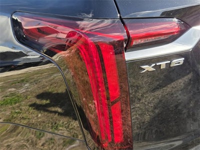2025 Cadillac XT6 Premium Luxury