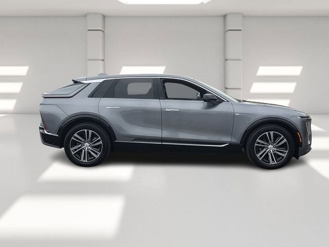 2023 Cadillac LYRIQ Luxury