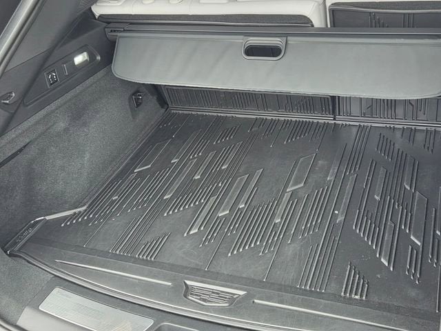 2023 Cadillac LYRIQ Luxury