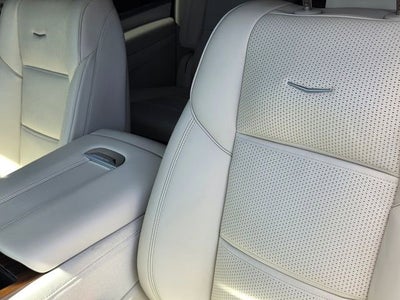 2024 Cadillac Escalade ESV Sport Platinum