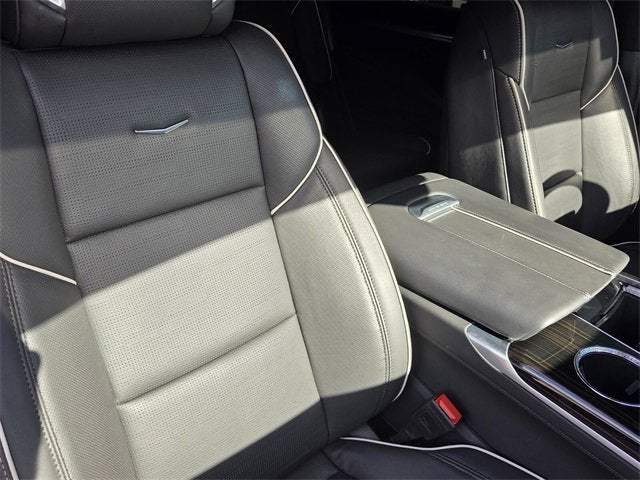 2025 Cadillac Escalade Premium Luxury