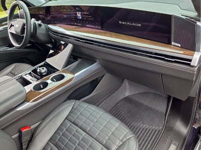 2025 Cadillac Escalade Sport Platinum