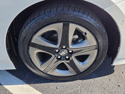 2019 Toyota Prius L Eco
