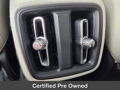 2022 Volvo XC40 Inscription