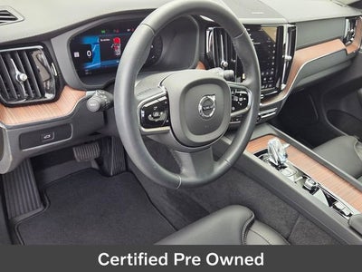 2024 Volvo XC60 Ultimate Dark Theme