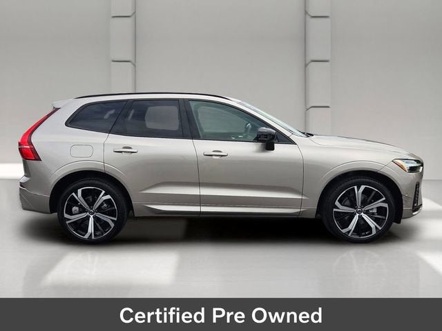 2024 Volvo XC60 Ultimate Dark Theme