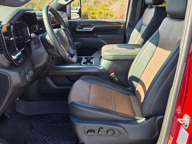 2025 Chevrolet Silverado 3500 HD High Country